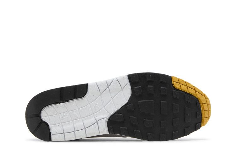 Nike Air Max 1 Essential University Gold - FZ5808-100