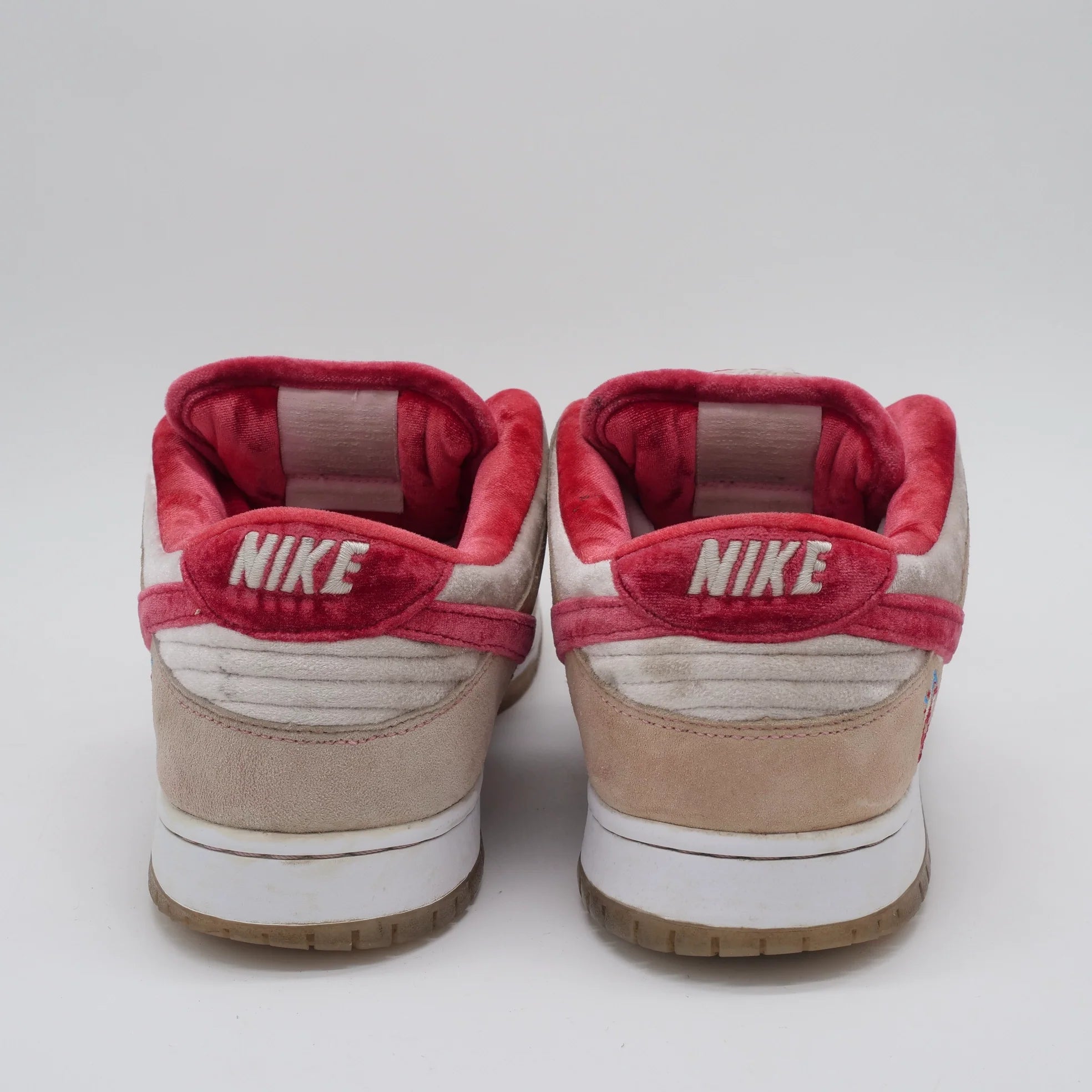 Nike SB Dunk Low StrangeLove Skateboards - EU 45 1/2