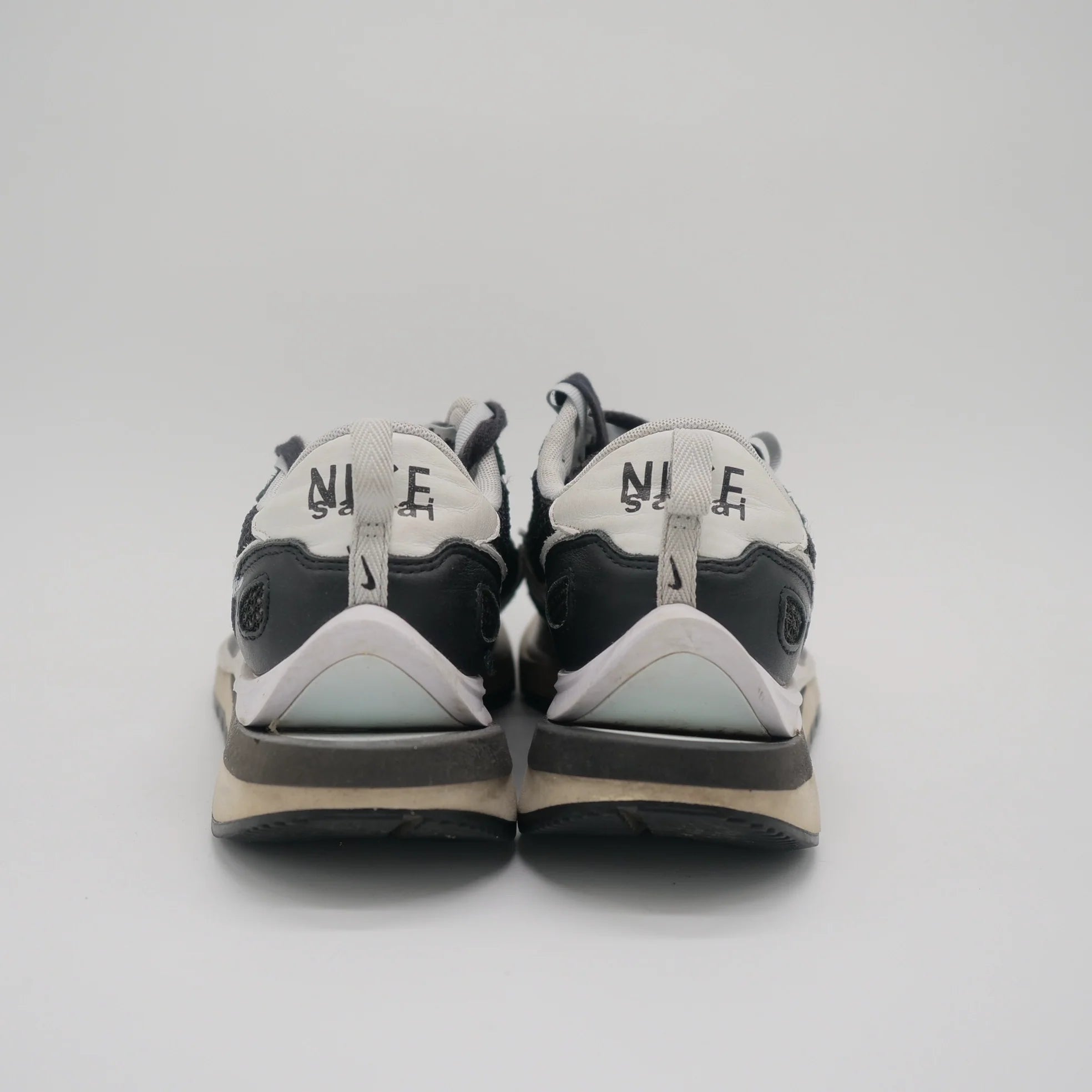 Nike Vaporwaffle Sacai Black White - EU 41