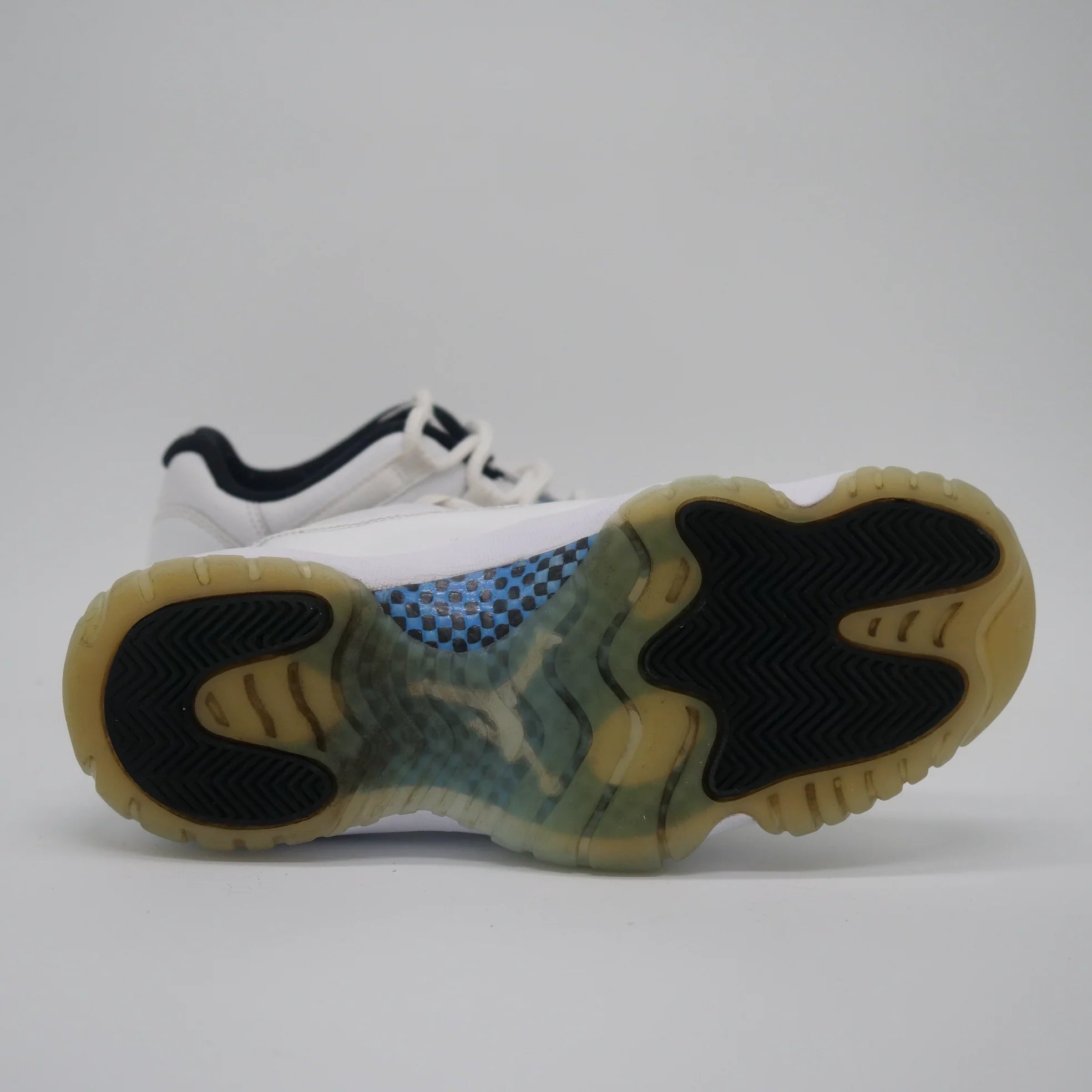 Air Jordan 11 Low Legend Blue - 42