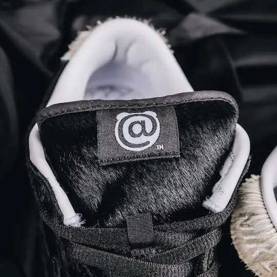 Nike SB Dunk Low BE@RBRICK Medicom Toy - CZ5127-001